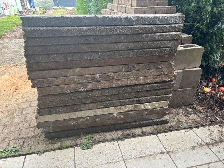 28 bordures beton 1m sur 15cm, Tuin en Terras, Terrasdelen en Vlonders, Gebruikt, Ophalen