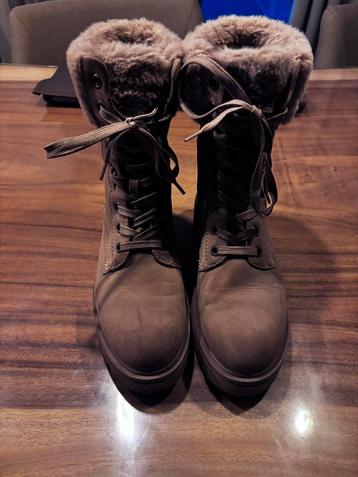 Winterlaarzen Landrover maat 39 beschikbaar voor biedingen