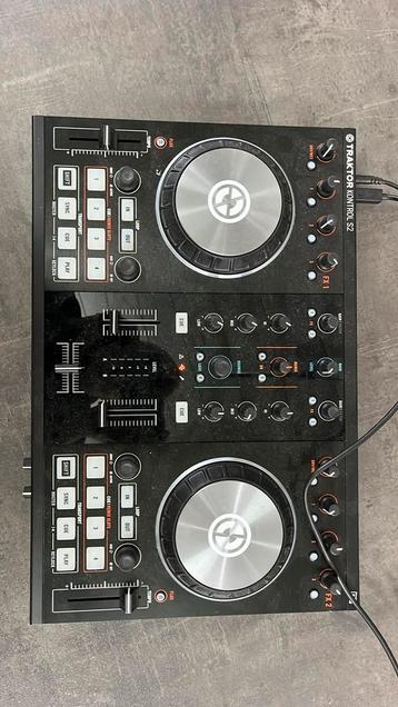 Traktor kontrol S2 met software, Enlèvement, Comme neuf