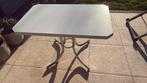 Degelijke tafel met chrome poten, Huis en Inrichting, Tafels | Eettafels, Ophalen