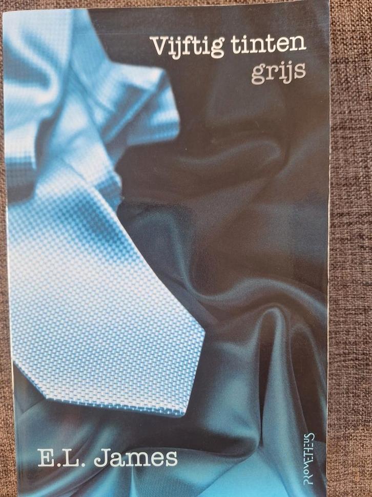E.L. James - Vijftig tinten grijs, Boeken, Literatuur, Zo goed als nieuw, Amerika, Ophalen of Verzenden