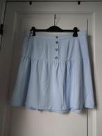 Kleine hemelsblauwe rok, voor dames. XL (Vero Moda) Nieuw, Nieuw, Blauw, Knielengte, Maat 46/48 (XL) of groter