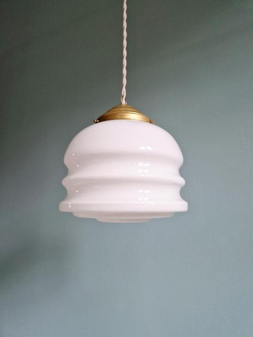 Art Deco hanglamp in wit opaline glas, 1920-30s, Antiek en Kunst, Antiek | Verlichting, Ophalen of Verzenden