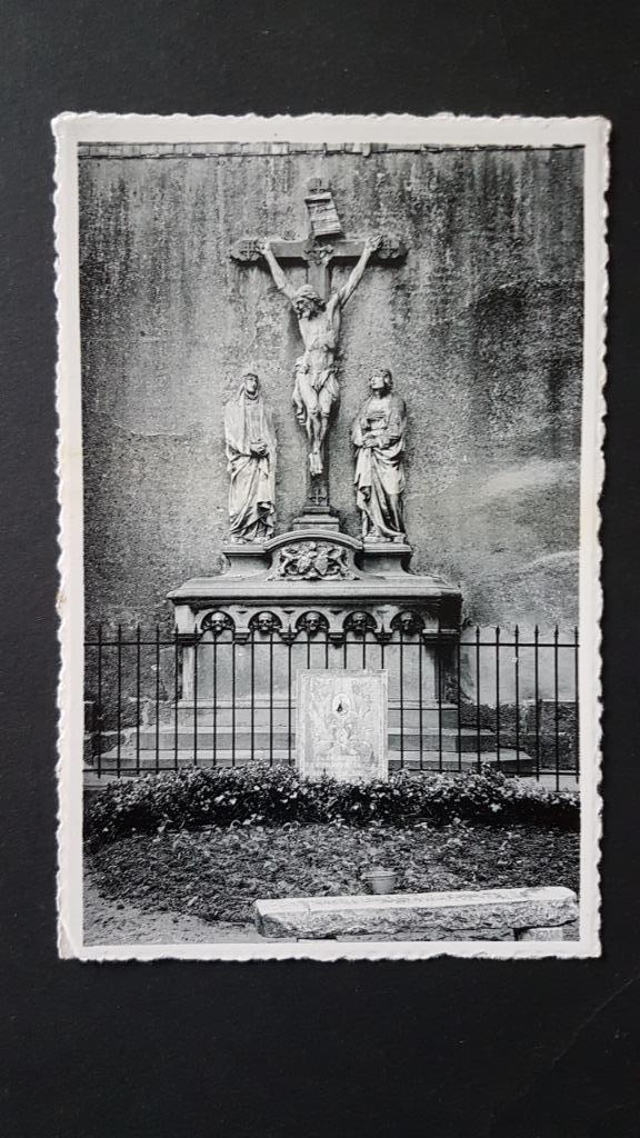 Kwaremont Quaremont De Kalvarie Le Calvaire ( Kluisbergen ), Verzamelen, Postkaarten | België, Ongelopen, Oost-Vlaanderen, 1940 tot 1960