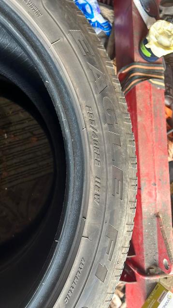 295/40r22 beschikbaar voor biedingen