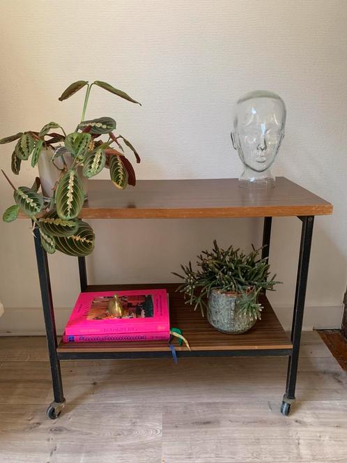 Vintage bijzet tafeltje of planten tafel, Huis en Inrichting, Tafels | Sidetables, Zo goed als nieuw, Ophalen