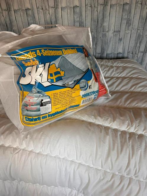 Dekbed - Swedish SKY - luxe non allergisch wasbaar dekbed, Huis en Inrichting, Slaapkamer | Beddengoed, Nieuw, Deken of Dekbed