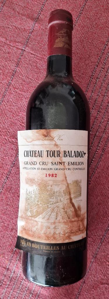 Wijn Chateau TOUR BALADOZ GRAND CRU ST EMILION 1982, Verzamelen, Wijnen, Zo goed als nieuw, Rode wijn, Frankrijk, Vol, Ophalen of Verzenden