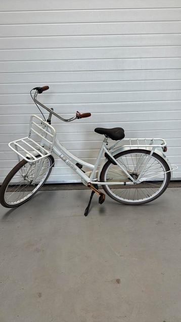 ️mooie Cortina u4 24 witte transport fiets! beschikbaar voor biedingen