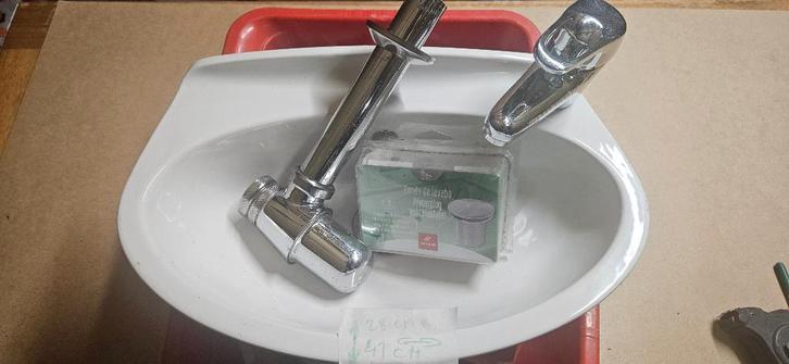 Lavabo idéal Standard aqualyn R411001, Doe-het-zelf en Bouw, Sanitair, Zo goed als nieuw, Wastafel, Inox, Steen, Ophalen