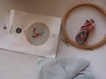ensemble de broderie à anneaux à broder en fil à broder, Enlèvement ou Envoi, Neuf, Broderies à la main, Set à broder
