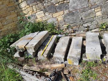 10 Marches d'escalier en pierre beschikbaar voor biedingen