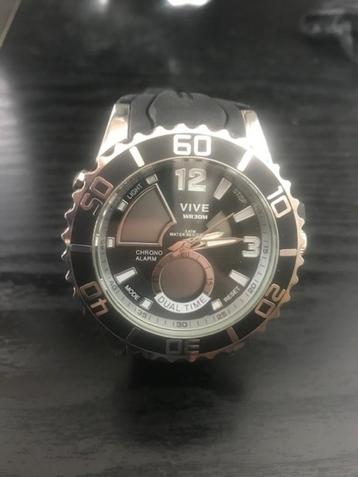 Horloge en Armband beschikbaar voor biedingen