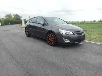 2011 Opel Astra Personenauto's beschikbaar voor biedingen