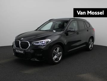 BMW X1 xDrive25e (162 kW), Auto's, BMW, Stof, Gebruikt, 750 kg, Zwart