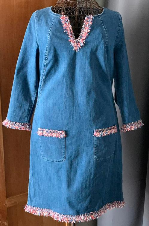 Caroline Biss 38 Jeansjurkje met details, Kleding | Dames, Jurken, Zo goed als nieuw, Maat 38/40 (M), Blauw, Ophalen of Verzenden