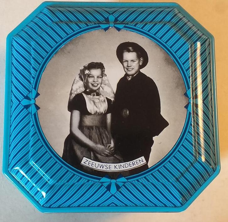 ancienne boite en tôle de Zélande, Collections, Boîte en métal, Enlèvement ou Envoi