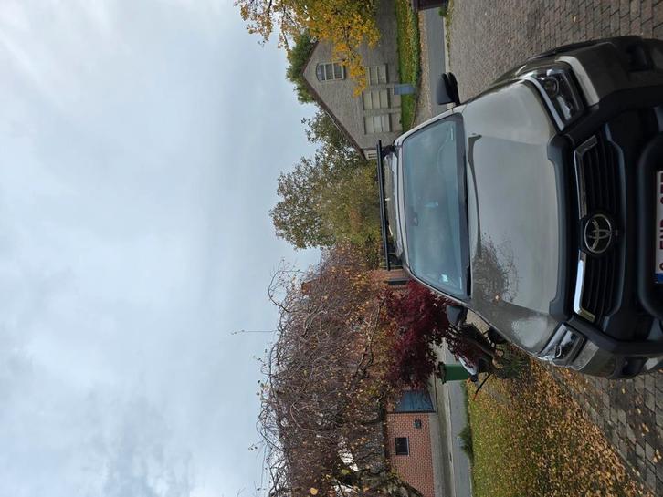 Toyota Hilux 2800cc diesel , bouwjaar 2023, Auto's, Toyota, Particulier, Hilux, Diesel, Ophalen