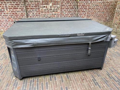 Wellis Palermo jacuzzi, Tuin en Terras, Bubbelbaden en Hottubs, Zo goed als nieuw, Vast, Afdekzeil, Trap, Ophalen