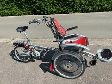 Vélo pour fauteuil roulant VAN RAAM O Pair 2 moto Heinzmann disponible aux enchères