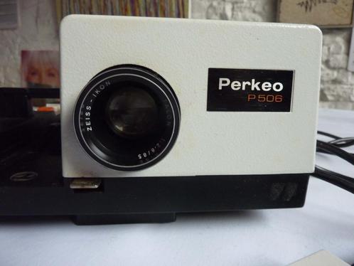 projecteur de diapositives PERKEO P-506, TV, Hi-fi & Vidéo, Projecteurs dias, Utilisé, Enlèvement