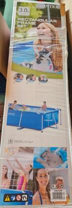 Intex zwembad met ladder en afdekzeil, Tuin en Terras, Zwembaden, Ophalen, Gebruikt, Opzetzwembad, 200 tot 400 cm