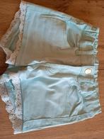 Short à lacets taille 128, Enfants & Bébés, Vêtements enfant | Taille 128, Enlèvement, Comme neuf