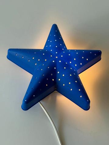 IKEA wandlamp met blauwe ster beschikbaar voor biedingen