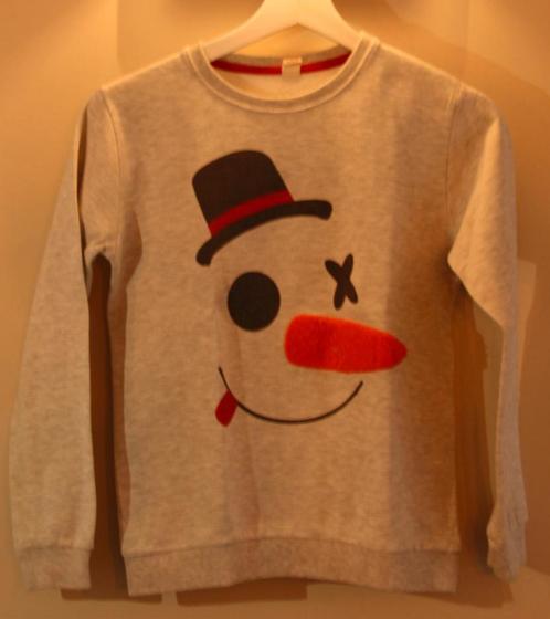 Lichtgrijze pull sneeuwman LC Waikiki maat 134/140-9/10 jaar, Kinderen en Baby's, Kinderkleding | Maat 134, Gebruikt, Jongen of Meisje