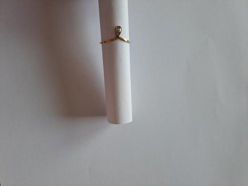 Gouden ring met een zilver steentje, Handtassen en Accessoires, Ringen, Zo goed als nieuw, Goud, Goud, Ophalen of Verzenden