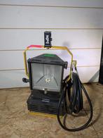 DeSisti theaterspot in goeie staat, Ophalen