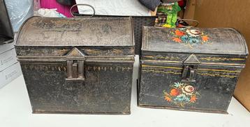 2 metalen kisten - goede staat - vintage beschikbaar voor biedingen