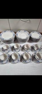 Servies van 40 stuk, Huis en Inrichting, Keuken | Servies, Ophalen, Zo goed als nieuw