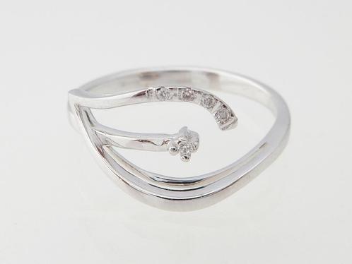 Brede 18 karaat Wit Gouden Damesring Ring 5 Diamanten M17.75, Handtassen en Accessoires, Ringen, Nieuw, Dame, 17 tot 18, Wit, Goud