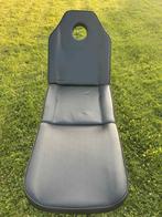 Table de massage et esthétique plus tabouret, Enlèvement