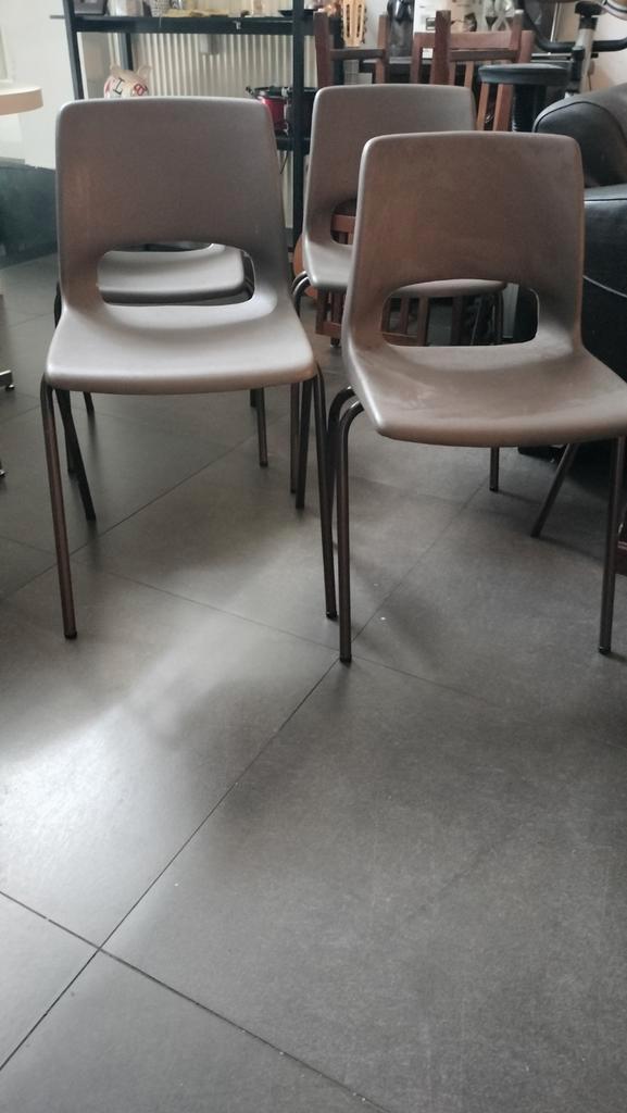 Marko - design Jac Vogels stapelstoelen, Huis en Inrichting, Stoelen, Zo goed als nieuw, Ophalen