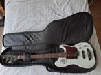 Godin Basgitaar Ultra Carbon White., Ophalen, Zo goed als nieuw, Elektrisch