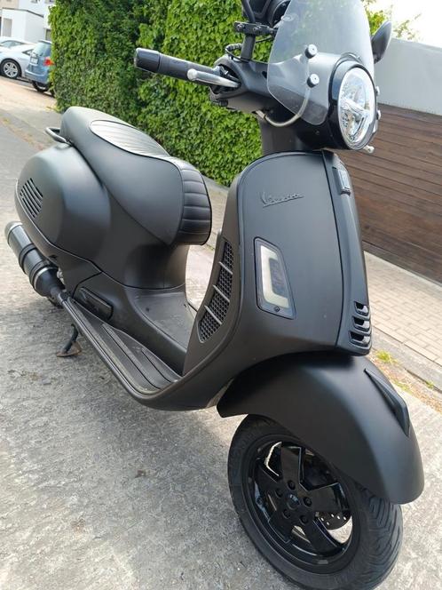 Vespa gts 300 Notte met papieren 125, Motoren, Motoren | Piaggio, Bedrijf, Ophalen