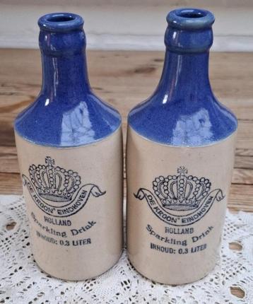 2 Steengoed limonade kruikjes, De Kroon Eindhoven beschikbaar voor biedingen