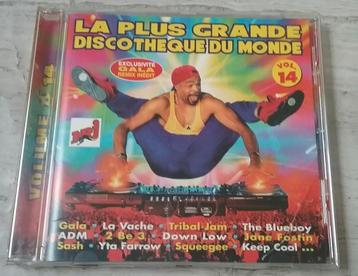 Nr. 12 en 14 CD's La grande discothèque du monde. Dansmuziek beschikbaar voor biedingen