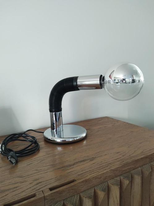 Vintage - Bellini - Targetti Elbow Lamp 70’s Italy, Huis en Inrichting, Lampen | Tafellampen, Gebruikt, Minder dan 50 cm, Kunststof