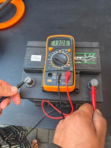 GIGAWATT G40R 12V 41Ah 360A Accu – Goede staat beschikbaar voor biedingen