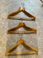 Houten vintage kleerhangers, Vêtements | Femmes, Cintres, Enlèvement ou Envoi, Utilisé