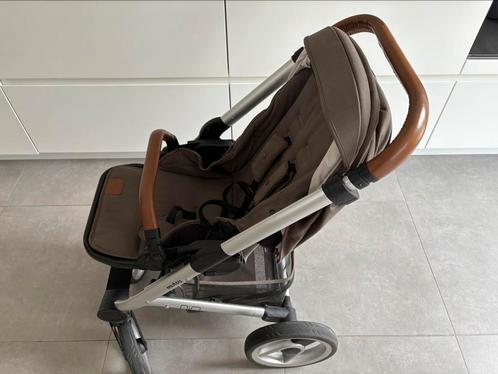 Mutsy NIO (olijfgroen), Kinderen en Baby's, Buggy's, Gebruikt, Voetenzak, Ophalen