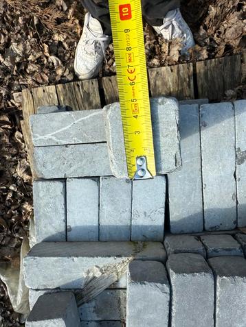 Vietnamese blauwsteen waalformaat getrommeld 5x5x20, Tuin en Terras, Tegels en Klinkers, Ophalen