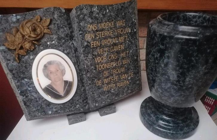 grafornamenten - gepolijst natuursteen, Diversen, Overige Diversen, Zo goed als nieuw, Ophalen