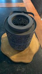 Mooie metalen theelichtjes houder charmante look, Huis en Inrichting, Woonaccessoires | Kandelaars en Kaarsen, Ophalen of Verzenden