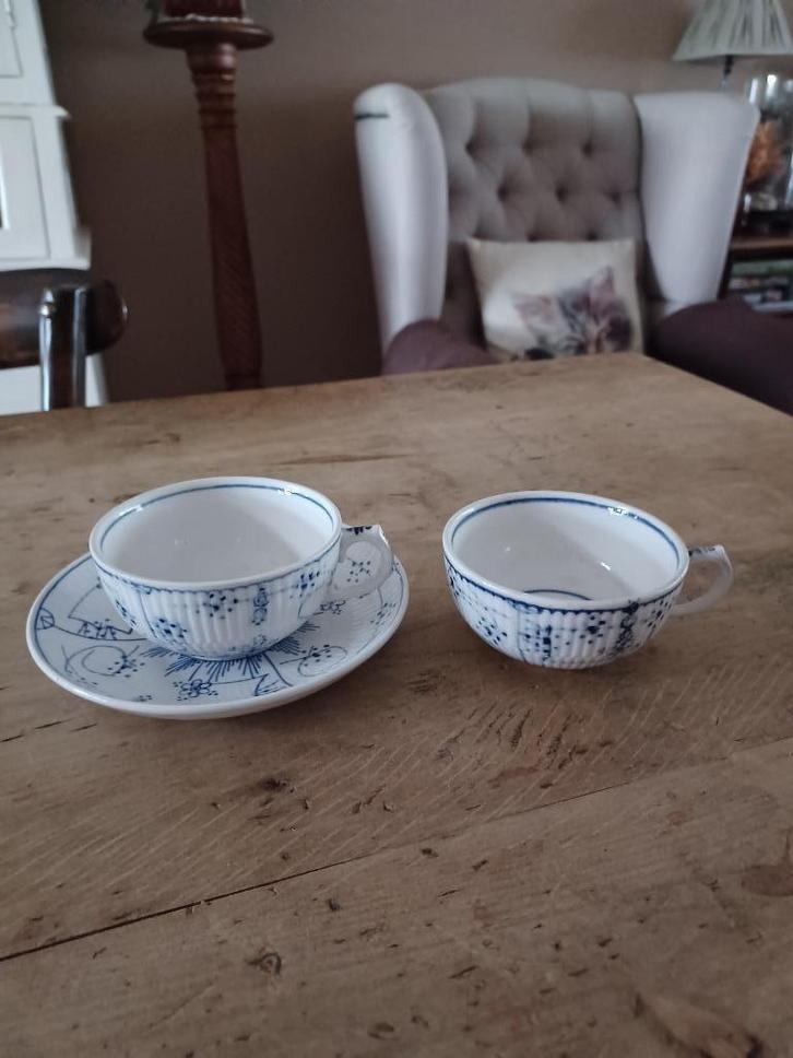 SOCIETE CERAMIQUE MAASTRICHT KOFFIESETJE EN KOPJE, Antiek en Kunst, Antiek | Servies los, Ophalen of Verzenden