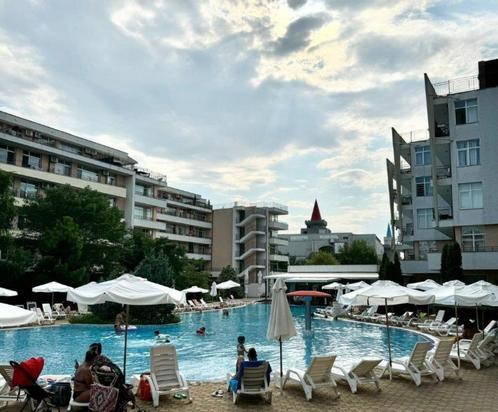 Stijlvolle studio te koop in Grand Kamelia, Sunny Beach, Immo, Buitenland, Overig Europa, Appartement, Stad