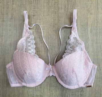 GRLZ Lichtroze triangel bh in sierlijk kant maat 90B (zgan)! beschikbaar voor biedingen